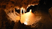 PICTURES/Caverns of Sonora - Texas/t_Smooth based stalagmite.JPG